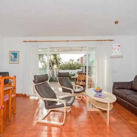 Villa Puerto Del Carmen Sleeps 6 Pool Wifi